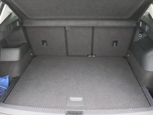 Volkswagen Tiguan 1.5 eTSI Life Edition 150PK DSG Elek. achterklep, Winterpakket, Adaptive Cruise Control, 17" Vene... ActivLease financial lease