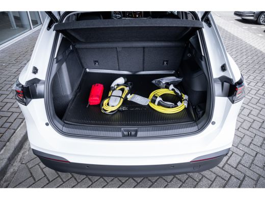 Volkswagen Tiguan Life Edition - eHybrid | 'App-Connect' draadloze smartphone integratie | Automatische afstandsreg... ActivLease financial lease