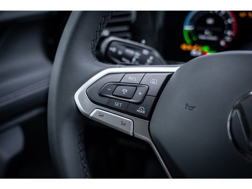 Volkswagen Tiguan Life Edition - eHybrid | 'App-Connect' draadloze smartphone integratie | Automatische afstandsreg... ActivLease financial lease