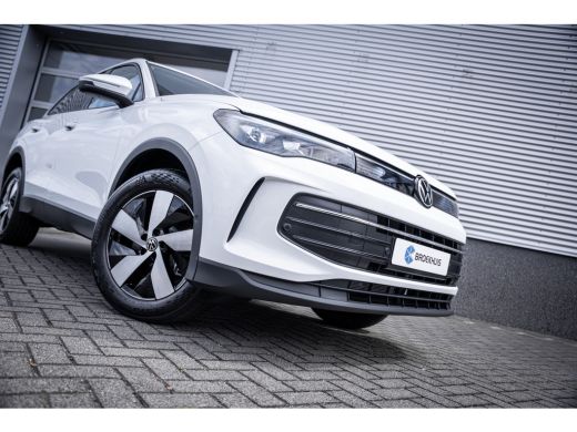 Volkswagen Tiguan Life Edition - eHybrid | 'App-Connect' draadloze smartphone integratie | Automatische afstandsreg... ActivLease financial lease