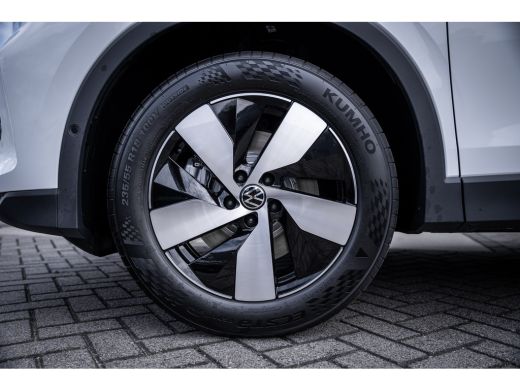 Volkswagen Tiguan Life Edition - eHybrid | 'App-Connect' draadloze smartphone integratie | Automatische afstandsreg... ActivLease financial lease