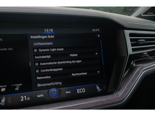 Volkswagen Touareg 3.0 TSI eHybrid 4MOTION / Luchtvering/ Adaptive Cruise Control/ Trekhaak/ Panoramadak/ 280kW (381kW) ActivLease financial lease