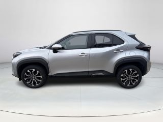 Toyota Yaris Cross 1.5 Hybrid 115 First Edition **STOEL EN STUURWIELVERWARMING/ KEYLESS/ ADAPTIEF CRUISE CONTROL/ 36...