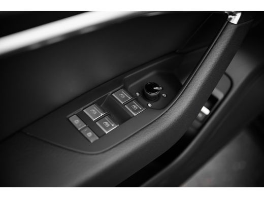 Audi A6 Avant 55 TFSI e 367pk quattro S line | Panorama dak | Head-up Display | Servosluiting | Assistent... ActivLease financial lease