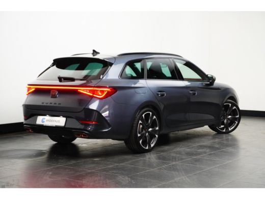 CUPRA Leon Sportstourer 1.4 e-Hybrid VZ 245PK DSG-6 Performance | TREKHAAK | NAVIGATIE | STUUR + STOELVERW. | 19 INCH ActivLease financial lease