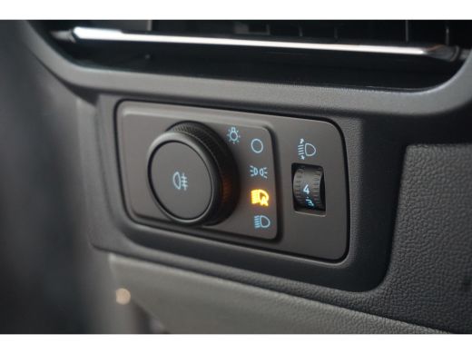 Ford E-Transit Custom 340 L2H1 Limited 65 kWh | Snel Leverbaar! | 0,99% Financial Lease | Driver Assistance Pack | Trek... ActivLease financial lease