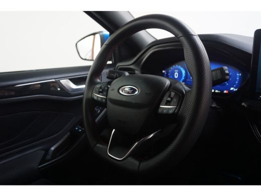 Ford Focus 1.0 EcoBoost Hybrid ST Line X | Automaat | Trekhaak Wegklapbaar | Winter Pakket | BTW-Auto | ActivLease financial lease