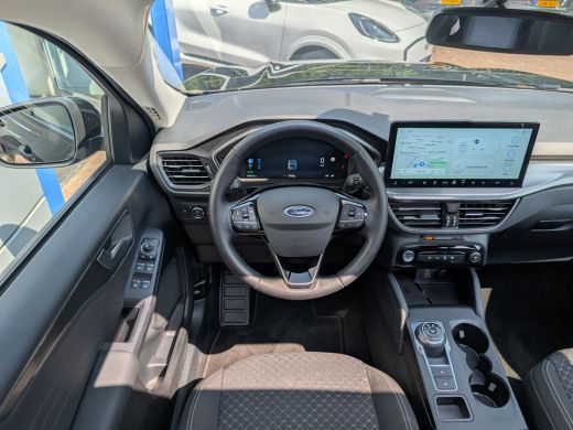 Ford Kuga 2.5 PHEV 243pk Titanium | Camera | Adap. Cruise | Keyless | Carplay | Navi | Panoramadak | 19"LMV | ActivLease financial lease