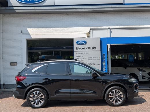 Ford Kuga 2.5 PHEV 243pk Titanium | Camera | Adap. Cruise | Keyless | Carplay | Navi | Panoramadak | 19"LMV | ActivLease financial lease