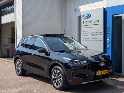 Ford Kuga 2.5 PHEV 243pk Titanium | Camera | Adap. Cruise | Keyless | Carplay | Navi | Panoramadak | 19"LMV | ActivLease financial lease