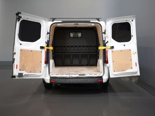 Ford Transit Custom 2.0 TDCI L2 Trend DC Dubbel Cabine BPM VRIJ! NL Auto/ Stoelverw./ Carplay/ 2.7t Trekverm./ Navi/ ... ActivLease financial lease