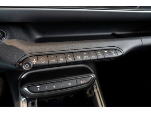 Jeep Avenger Summit 54 kWh | Infotainment Pakket | Winterpakket | Warmtepomp | Camera | Navigatie | 18 Inch Li... ActivLease financial lease