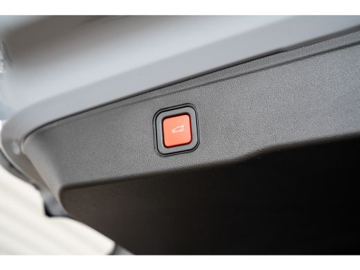Jeep Avenger Summit 54 kWh | Infotainment Pakket | Winterpakket | Warmtepomp | Camera | Navigatie | 18 Inch Li... ActivLease financial lease