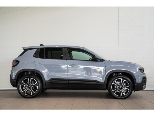 Jeep Avenger Summit 54 kWh | Infotainment Pakket | Winterpakket | Warmtepomp | Camera | Navigatie | 18 Inch Li... ActivLease financial lease