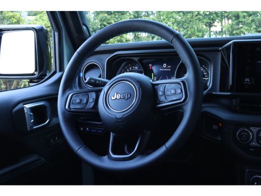 Jeep Wrangler Unlimited 4xe 380 Rubicon | MY 2025 | Skyview | 22 Inch | Elektr. sidestep | Uitlaatsysteem BRUTE... ActivLease financial lease