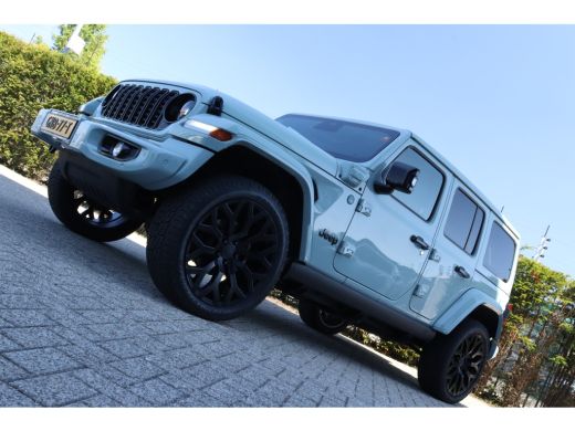 Jeep Wrangler Unlimited 4xe 380 Rubicon | MY 2025 | Skyview | 22 Inch | Elektr. sidestep | Uitlaatsysteem BRUTE... ActivLease financial lease