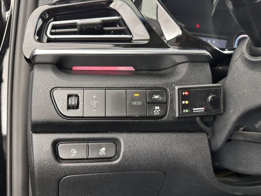 Kia e-Niro DynamicLine 64 kWh [ 3-Fase ] (INCL.BTW)  Aut. *LEATHER-MICROFIBRE | NAVI-FULLMAP | AMBIENT-LIGHT... ActivLease financial lease