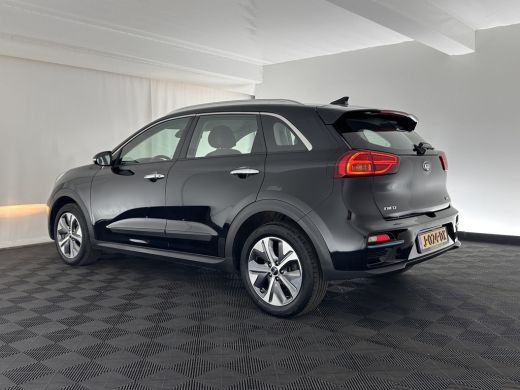 Kia e-Niro DynamicLine 64 kWh [ 3-Fase ] (INCL.BTW)  Aut. *LEATHER-MICROFIBRE | NAVI-FULLMAP | AMBIENT-LIGHT... ActivLease financial lease