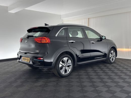 Kia e-Niro DynamicLine 64 kWh [ 3-Fase ] (INCL.BTW)  Aut. *LEATHER-MICROFIBRE | NAVI-FULLMAP | AMBIENT-LIGHT... ActivLease financial lease