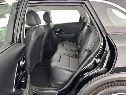 Kia e-Niro DynamicLine 64 kWh [ 3-Fase ] (INCL.BTW)  Aut. *LEATHER-MICROFIBRE | NAVI-FULLMAP | AMBIENT-LIGHT... ActivLease financial lease