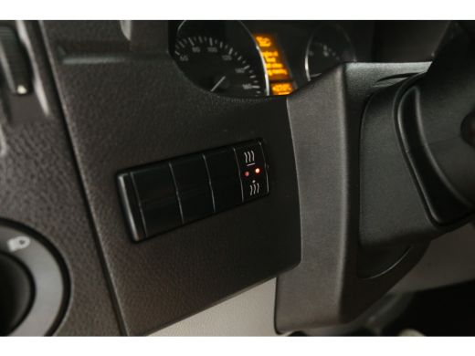 Mercedes-Benz Sprinter 319 3.0 CDI V6 L2H2 191PK Automaat 3500KG Trekgew. Trekhaak Airco Camera Cruise Navigatie ActivLease financial lease