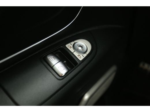 Mercedes-Benz Vito 114 CDI Lang Automaat Camera Carplay LED Leder Airco Cruise Trekhaak PDC 19"LMV ActivLease financial lease