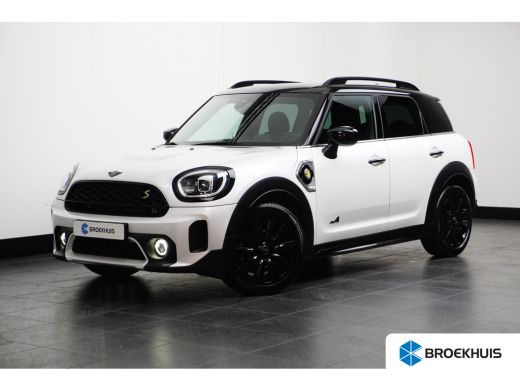 Mini Countryman 2.0 Cooper S E ALL4 Chili | Achterbank in delen neerklapbaar | Achteruitrijcamera | Afwijkende da... Mini Countryman 2.0 Cooper S E ALL4 Chili | Achterbank in delen neerklapbaar | Achteruitrijcamera | Afwijkende da...