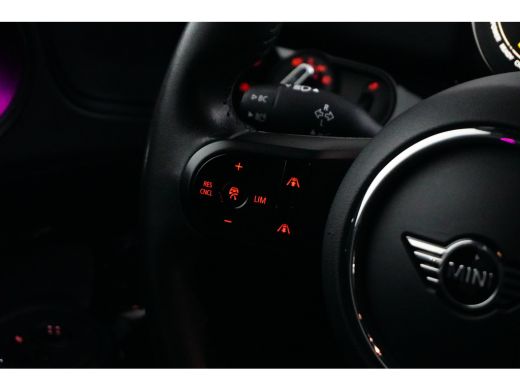 Mini Countryman 2.0 Cooper S E ALL4 Chili | Achterbank in delen neerklapbaar | Achteruitrijcamera | Afwijkende da... ActivLease financial lease