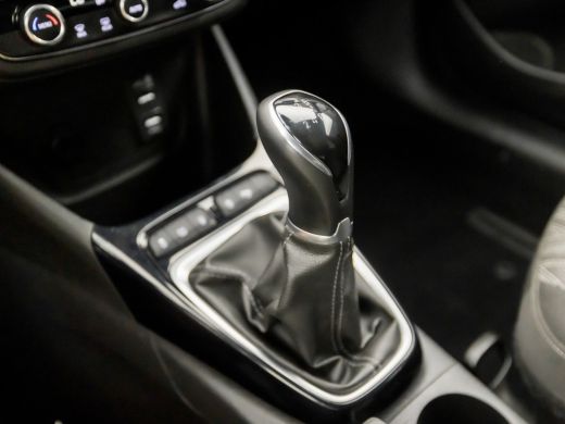 Opel Crossland X 1.2 Sport (APPLE CARPLAY, GROOT NAVI, 360 CAMERA, TREKHAAK, CLIMATE, SPORTSTOELEN, LM VELGEN, GET... ActivLease financial lease