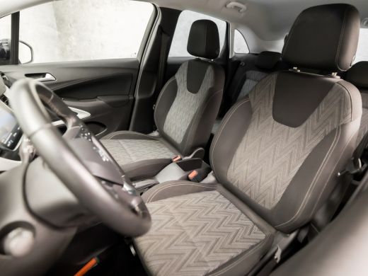 Opel Crossland X 1.2 Sport (APPLE CARPLAY, GROOT NAVI, 360 CAMERA, TREKHAAK, CLIMATE, SPORTSTOELEN, LM VELGEN, GET... ActivLease financial lease