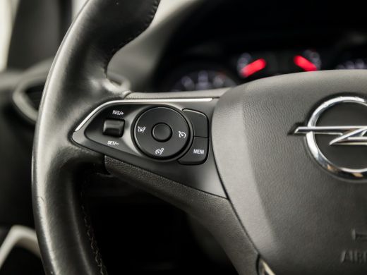 Opel Crossland X 1.2 Sport (APPLE CARPLAY, GROOT NAVI, 360 CAMERA, TREKHAAK, CLIMATE, SPORTSTOELEN, LM VELGEN, GET... ActivLease financial lease