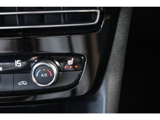 Opel Mokka 1.2 Turbo Ultimate Alcantara | Stoelmassage | Stoelen verwarmd | LED | Keyless ActivLease financial lease