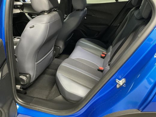 Peugeot 2008 1.2 PureTech Allure Pack Camera | Stoelverwarming | Parkeersensoren achter | Leder/Stof | Adaptie... ActivLease financial lease