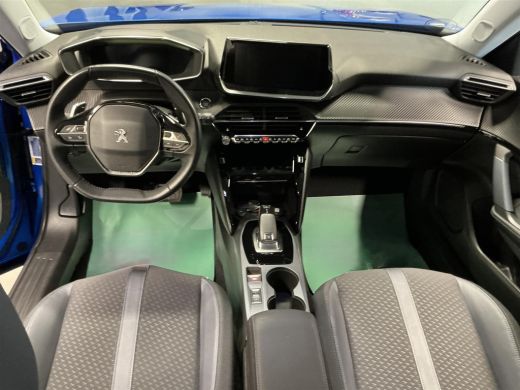 Peugeot 2008 1.2 PureTech Allure Pack Camera | Stoelverwarming | Parkeersensoren achter | Leder/Stof | Adaptie... ActivLease financial lease