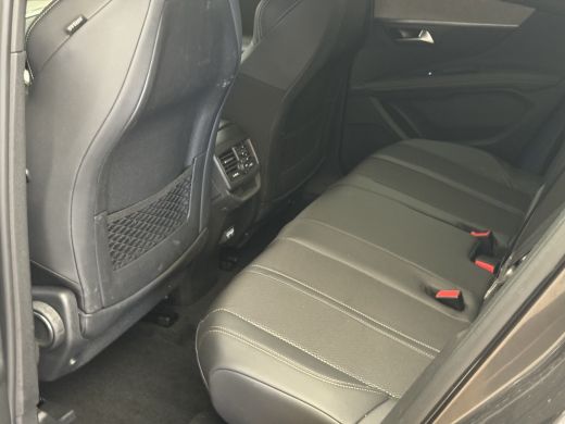 Peugeot 3008 1.2 PureTech GT Camera | Stoelverwarming | Parkeersensoren Rondom | LED | Leer/Stof | 18" Lichtme... ActivLease financial lease