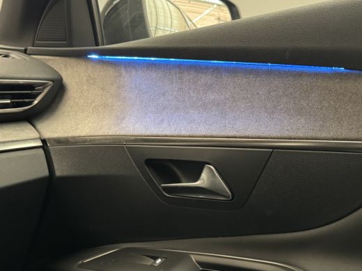 Peugeot 3008 1.2 PureTech GT Camera | Stoelverwarming | Parkeersensoren Rondom | LED | Leer/Stof | 18" Lichtme... ActivLease financial lease