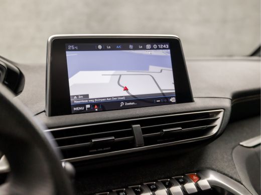 Peugeot 5008 1.2 PureTech GT-Line 7 Persoons (PANORAMADAK, APPLE CARPLAY, GROOT NAVI, 360 CAMERA, LEDER, SPORT... ActivLease financial lease