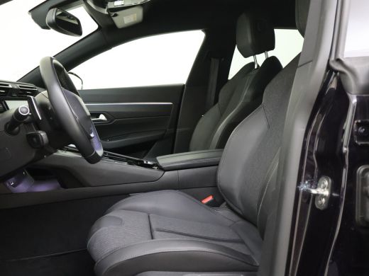 Peugeot 508 SW Allure Pack Camera | Adaptieve Cruise | 17" Lichtmetaal | LED | Parkeersensoren Achter | Carpl... ActivLease financial lease