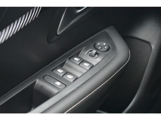 Peugeot e-208 EV Allure 51 kWh 156pk 3 Fase | Adaptive Cruise | Vision Pack | Navigatie | Drive Assist Plus Pac... ActivLease financial lease