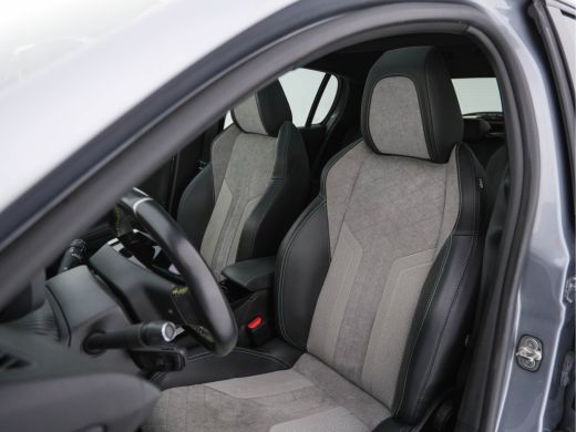 Peugeot e-208 EV GT-Line 350 50 kWh (INCL-BTW) *PANO | FULL-LED | DIGI-COCKPIT | BLINDSPOT | CAMERA | LEATHER-A... ActivLease financial lease