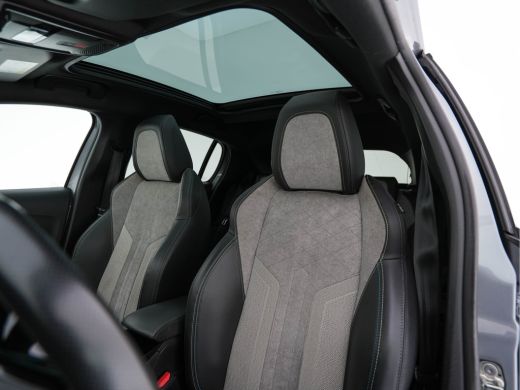 Peugeot e-208 EV GT-Line 350 50 kWh (INCL-BTW) *PANO | FULL-LED | DIGI-COCKPIT | BLINDSPOT | CAMERA | LEATHER-A... ActivLease financial lease