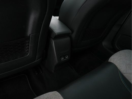 Peugeot e-208 EV GT-Line 350 50 kWh (INCL-BTW) *PANO | FULL-LED | DIGI-COCKPIT | BLINDSPOT | CAMERA | LEATHER-A... ActivLease financial lease