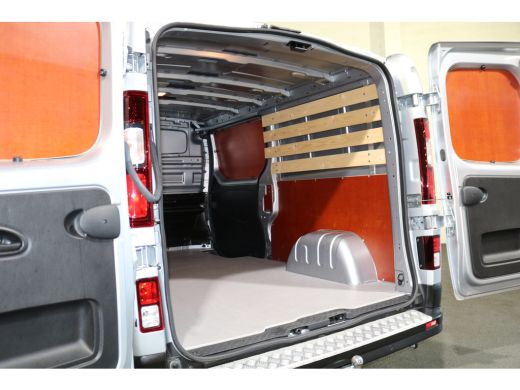 Renault Trafic 2.0 dCi 110pk L2 H1 Airco Navigatie 10dkm ActivLease financial lease