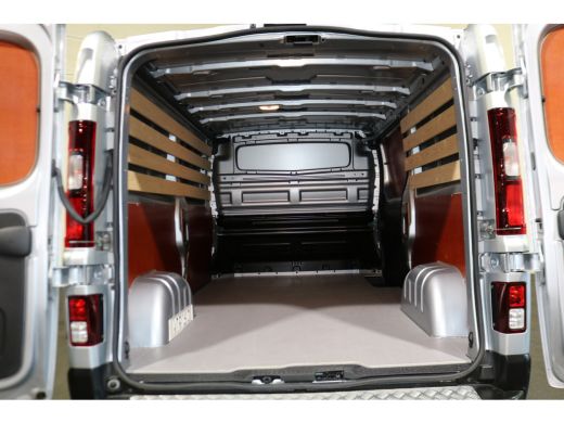 Renault Trafic 2.0 dCi 110pk L2 H1 Airco Navigatie 10dkm ActivLease financial lease