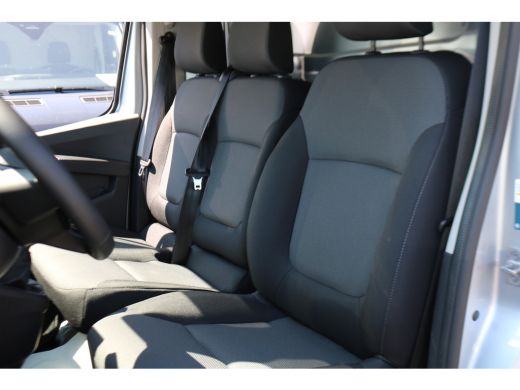 Renault Trafic 2.0 dCi 110pk L2 H1 Airco Navigatie 10dkm ActivLease financial lease