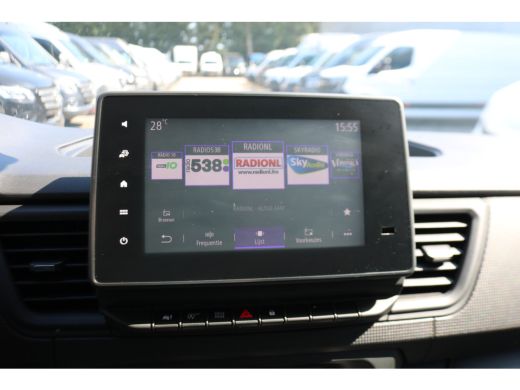 Renault Trafic 2.0 dCi 150PK Automaat L2H1 Work Edition Apple Carplay Trekhaak ActivLease financial lease