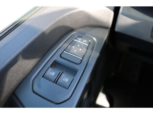 Renault Trafic 2.0 dCi 150PK Automaat L2H1 Work Edition Apple Carplay Trekhaak ActivLease financial lease