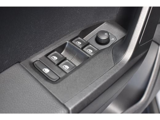 Seat Arona 1.0 TSI Reference / Carplay / Cruise control / Parkeersensoren achter ActivLease financial lease