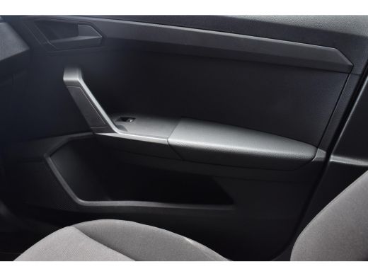 Seat Arona 1.0 TSI Reference / Carplay / Cruise control / Parkeersensoren achter ActivLease financial lease
