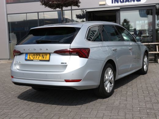 Skoda Octavia Combi 1.0 e-TSI Business Edition DAB NAVI CLIMA CUISE ActivLease financial lease